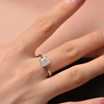 Karachis S925 Чистое серебро Классическая принцесса Квадратное легкое Роскошное кольцо с имитацией высокоуглеродистого бриллианта для женщин - Изображение 1  