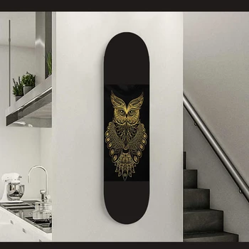 Графика и текст для украшения домашнего деревянного скейтборда могут быть настроены с помощью узоров, цветов, рисунков, ленты для захвата, подвешенной на стене - Изображение 1  
