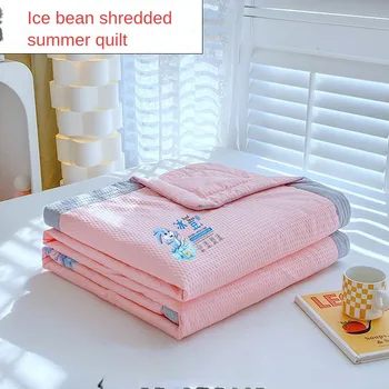 Оставайтесь прохладными и уютными с нашим двухслойным летним одеялом с вышивкой - идеально подходит для освежающего ночного сна - Изображение 1  