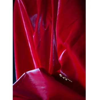 Красная кожаная ткань С глянцевым покрытием, Материал PU, куртка, модная одежда, Дизайнерская ткань оптом для шитья своими руками - Изображение 2  